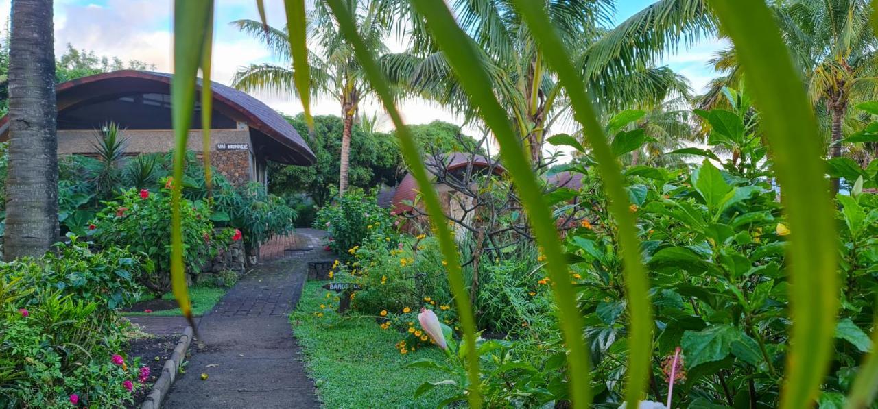 Hotel Vai Moana Hanga Roa Exterior photo