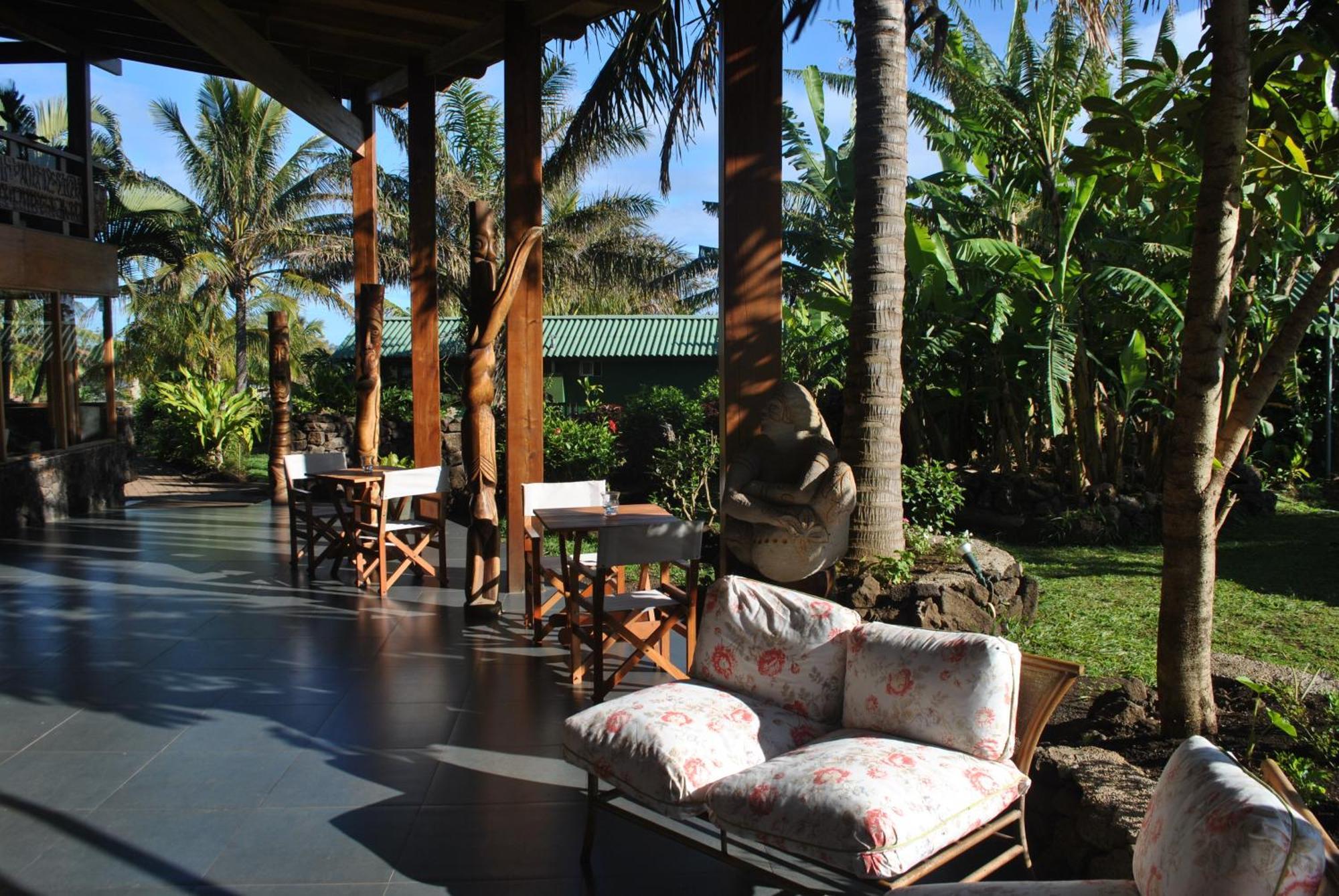 Hotel Vai Moana Hanga Roa Exterior photo
