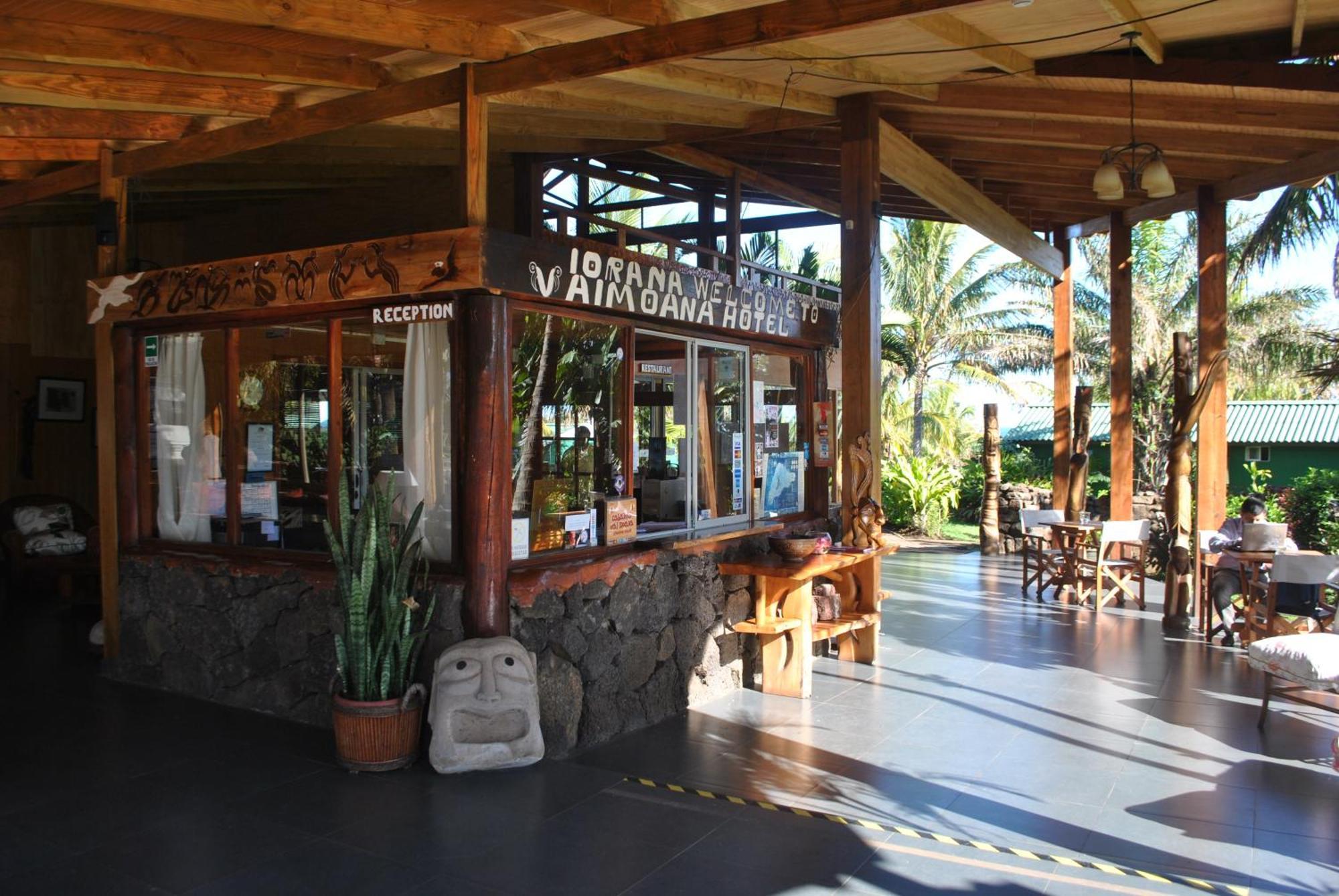 Hotel Vai Moana Hanga Roa Exterior photo