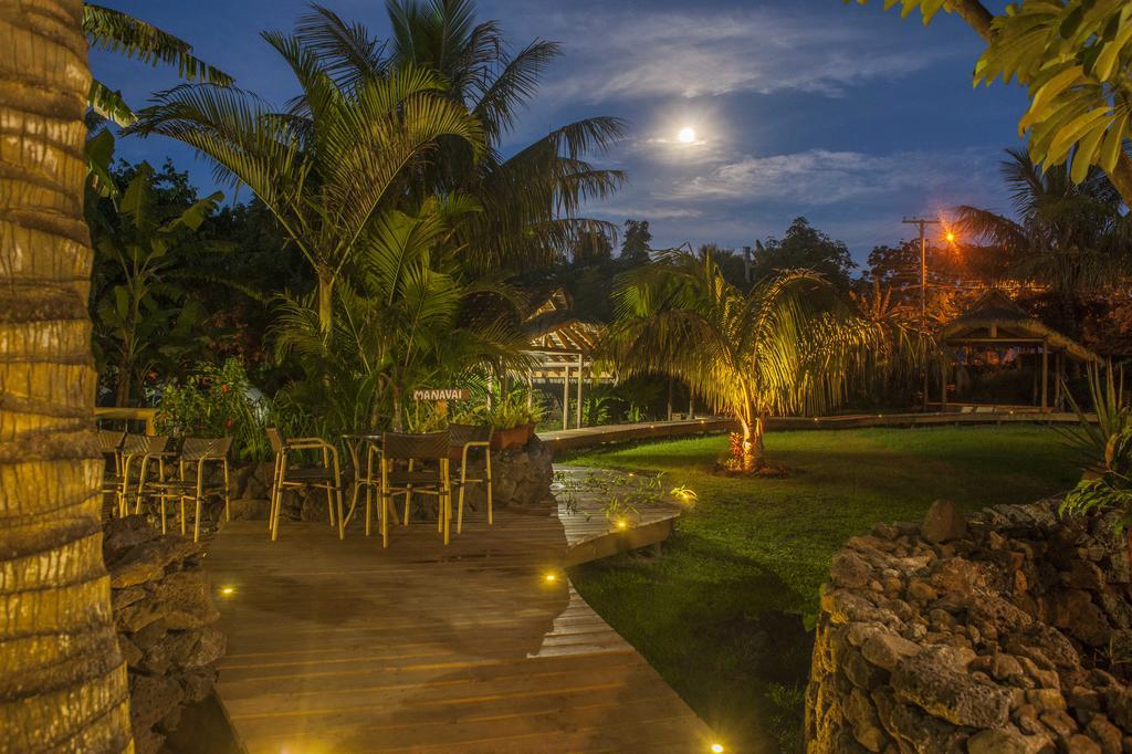 Hotel Vai Moana Hanga Roa Exterior photo