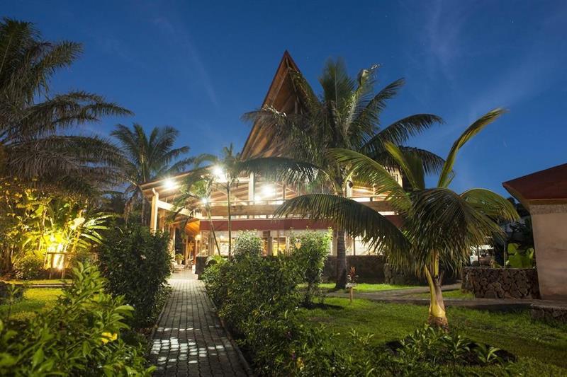 Hotel Vai Moana Hanga Roa Exterior photo